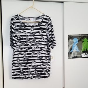 Lularoe 2xl nightmare before christmas tee